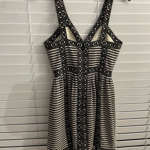 bcbgmaxazria party dresses size 0 - Picture 4 of 8